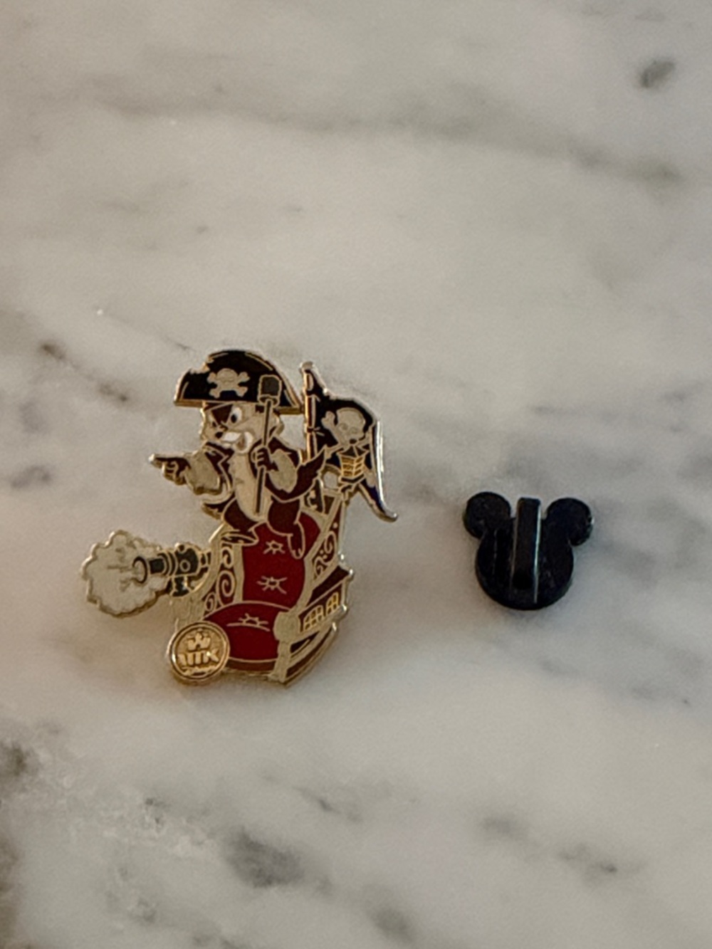 Disney VMK Chipmunk Pirate Skeleton Cannon Pin - Red and Gold Enamel